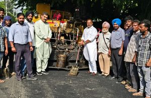 ਵਾਰਡ ਨੰਬਰ 38 ਵਿੱਚ ਸੜਕਾਂ ਦੇ ਨਿਰਮਾਣ ਦਾ ਕੰਮ ਜ਼ੋਰਾਂ ’ਤੇ — ਹਰਪਾਲ ਜੁਨੇਜਾ